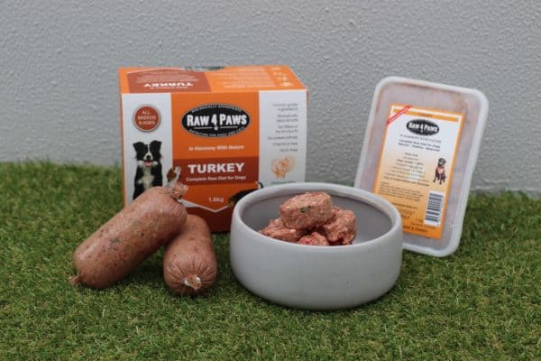 Clear Dog Treats Raw 4 Paws Turkey Containers Turkey Rolls